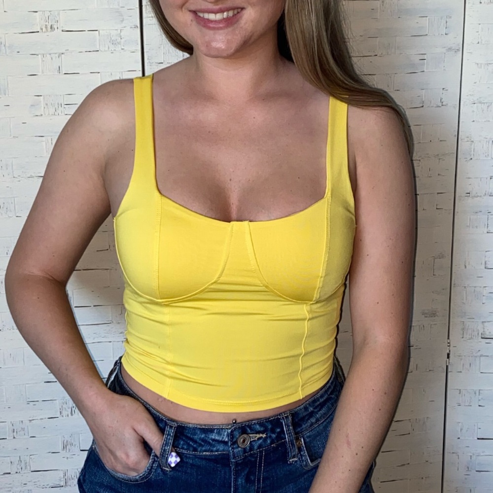 🖤Sunshine Yellow Cropped Tank Top🖤